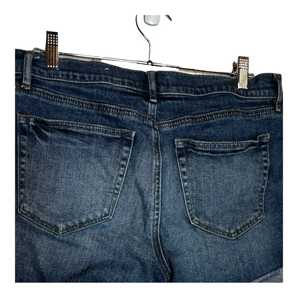 Loft medium Blue denim roll cuff cut off Jean shorts size 6 - Picture 3 of 11